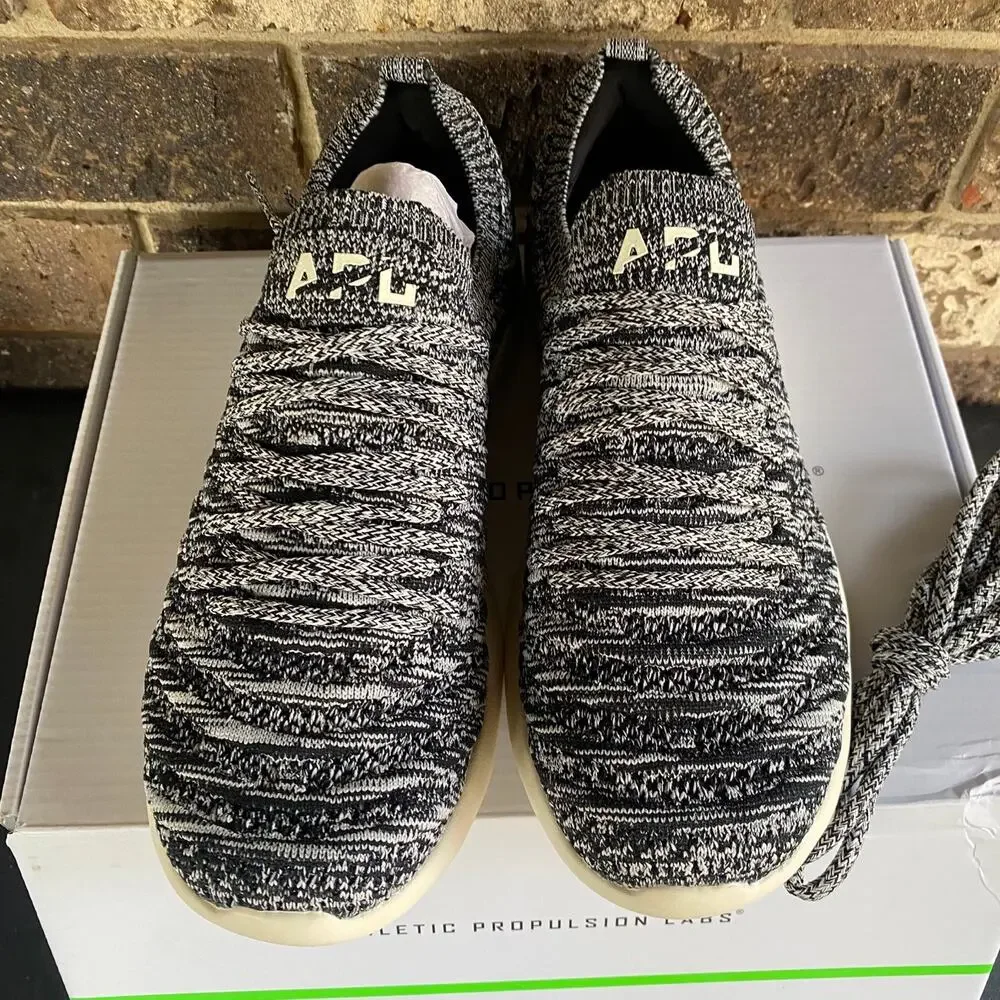 APL Techloom Wave Sneakers Snoes Heather Black/Pristine/Melange Womens 7.5